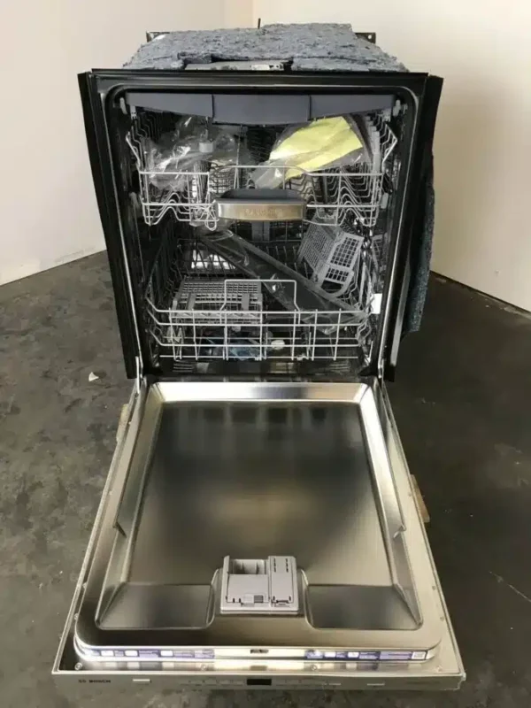Bosch 500 Series 24\" Stainless Steel Built-in Dishwasher - SHPM65Z55N - Image 3